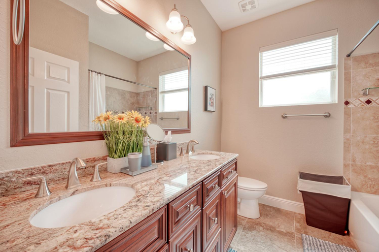 Bathroom, Villa Holiday Sunrise, Lee