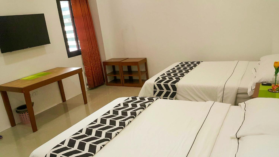 Bedroom 2, Majestique Hotel Albay Bicol, Guinobatan