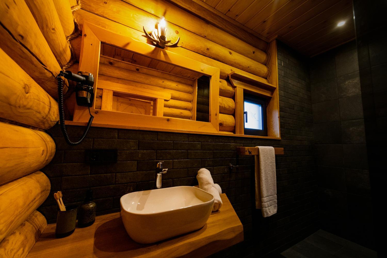 Bathroom 3, Kare Luxury Chalets, Rakitovo