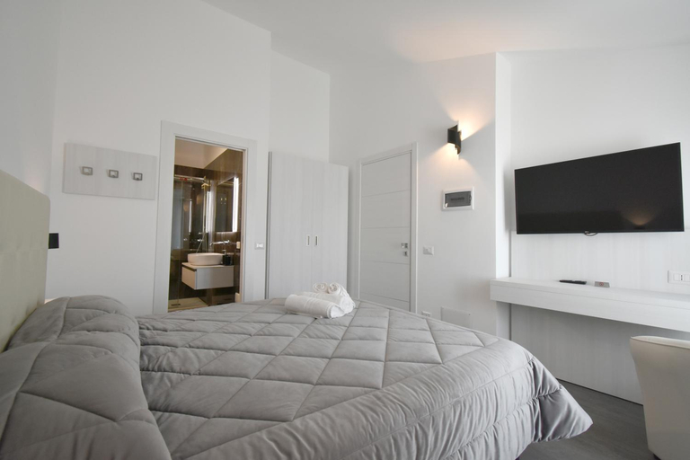 Others 2, CAVOUR ROOMS, Olbia-Tempio