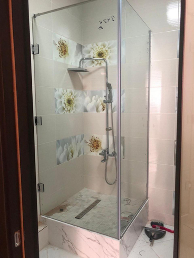 Bathroom 3, Odessa Pearl Apartments, Odes'ka