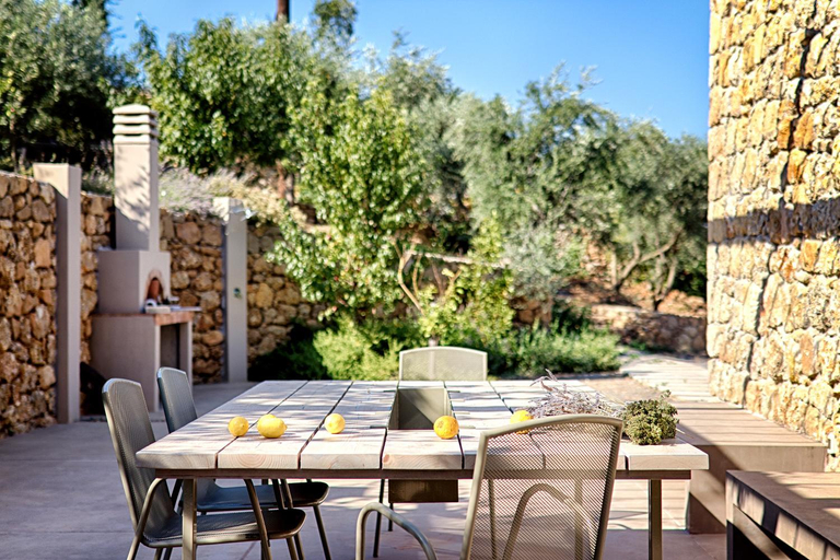 Others 4, Euphoria Suites, Peloponnese