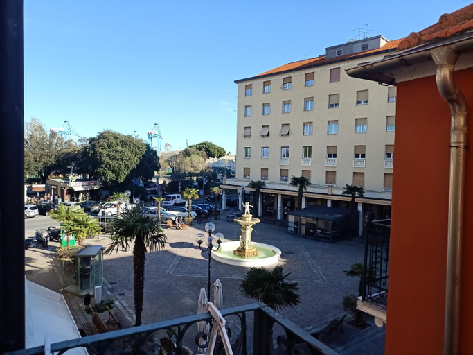 B&b La piazzetta, Savona