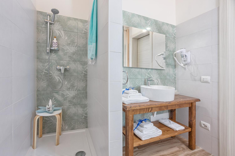 Others 5, LANTERNA DEL DELTA Guest House, Rovigo