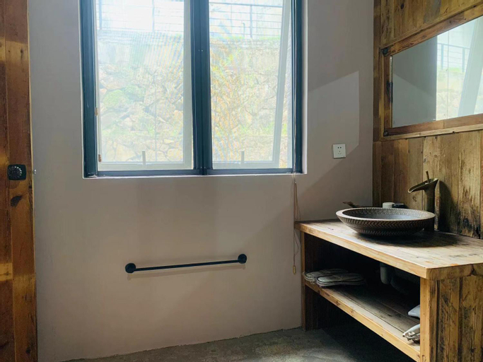 Bathroom 30