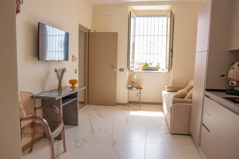 Others 3, Belma Aparthotel and Rooms, Salerno