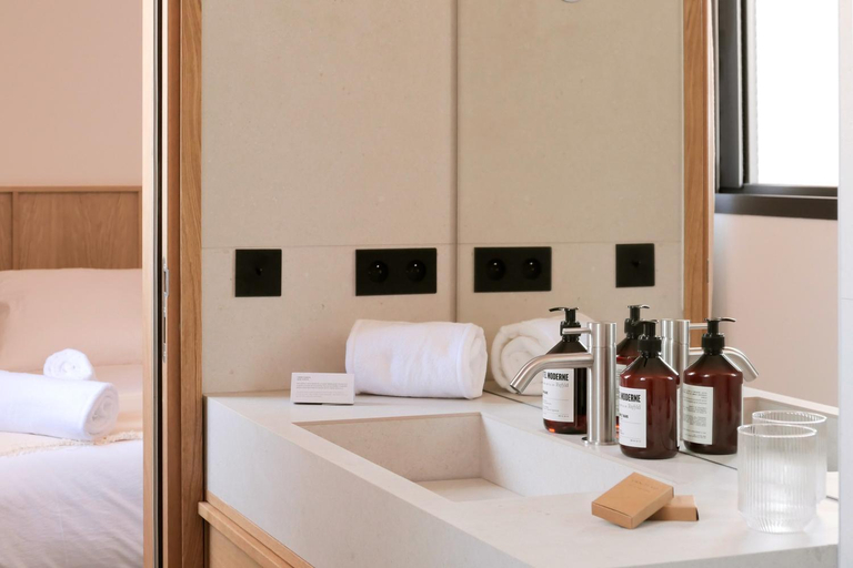 Bedroom 2, Hotel Moderne, Corse-du-Sud