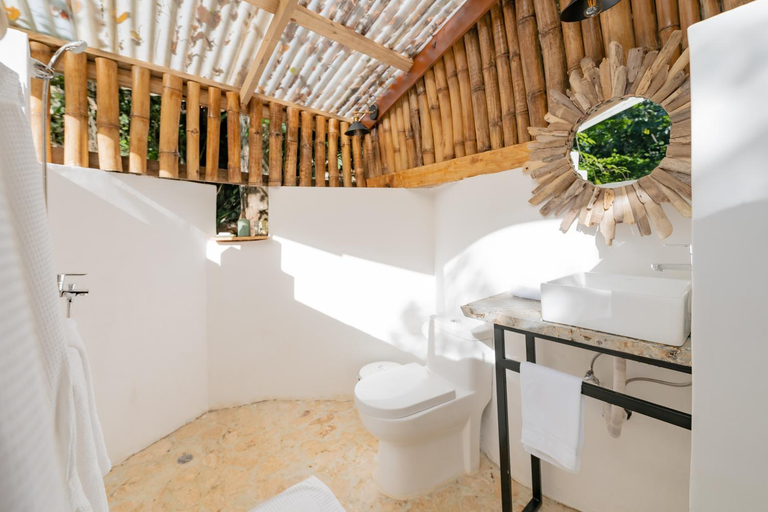 Bathroom 3, El Valle Lodge, Santa Bárbara de Samaná