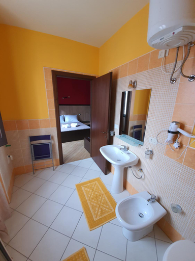 Others 5, B&B 13, Carbonia-Iglesias