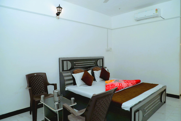 Bedroom 3, DANAK FARM, Gir Somnath