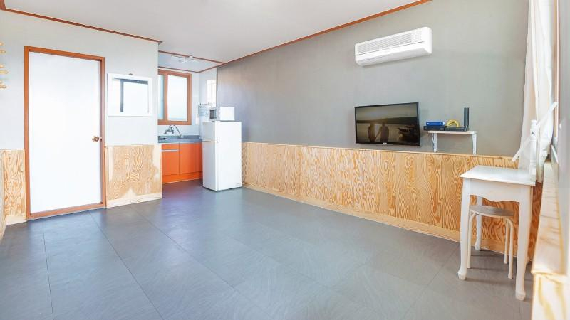 2, Taean Sunset Sea Pension, Taean