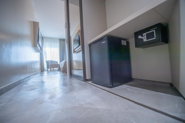 Others 5, Hotel Atena Saturn, Mangalia