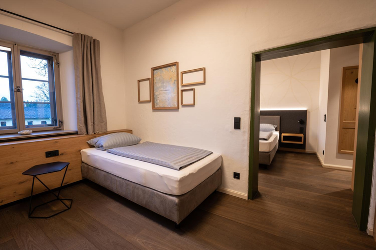 Bedroom 12