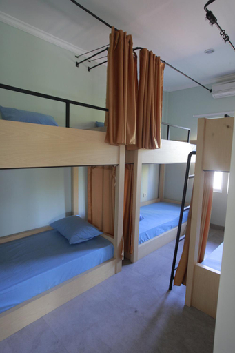 Bedroom 9