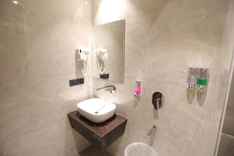 Bathroom 4, HOTEL THE GRAND CHITTOR, Chittaurgarh