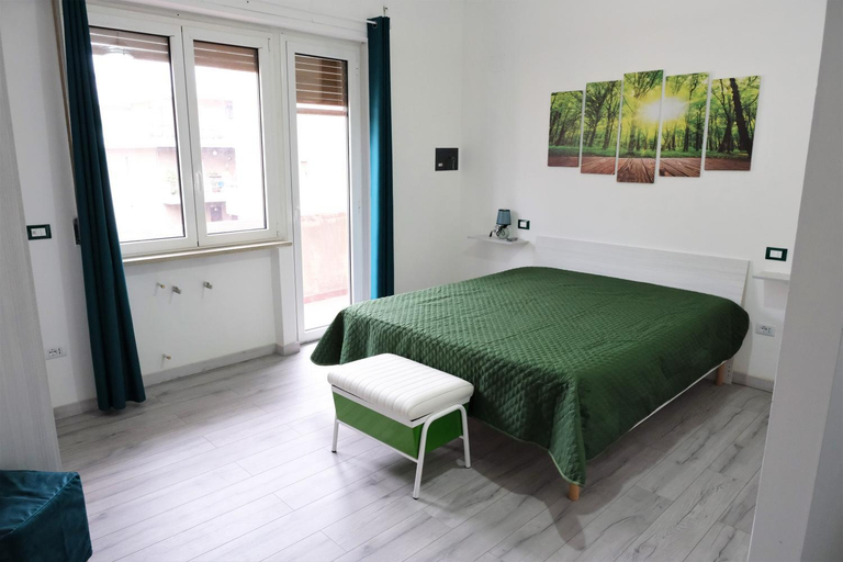 Others 2, B&B Ospedale Pescara, Pescara