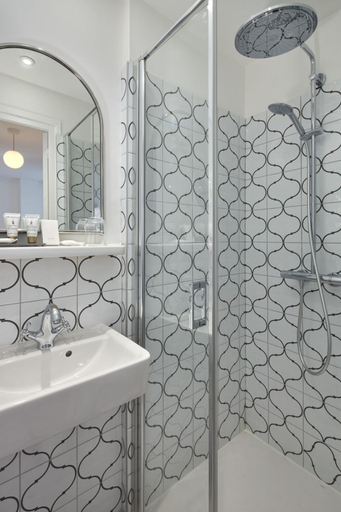 Bathroom 3, Hôtel Villa Romantic & Spa 4*, Paris