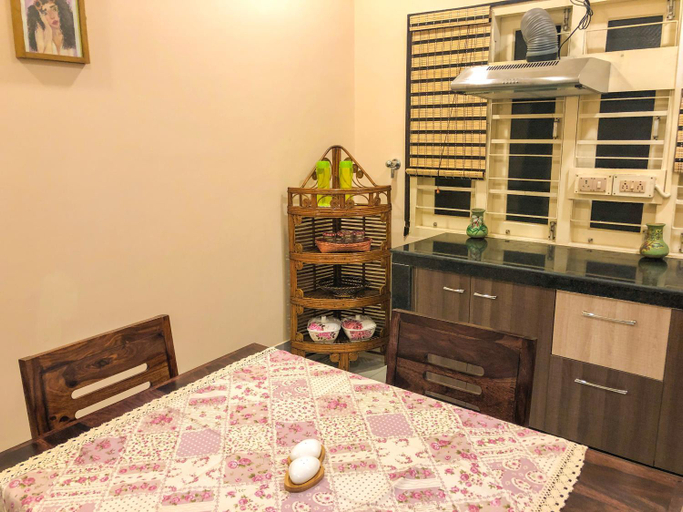 Food & Drinks, Bougainvillea, Kamrup Metropolitan