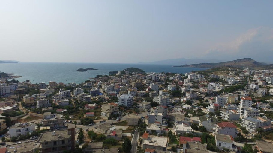 Others 3, Vila Emiljano Ksamil, Sarandës