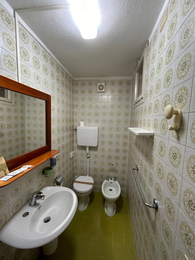 Bathroom 5, Hotel "ALBERGO DA PINA", Verona