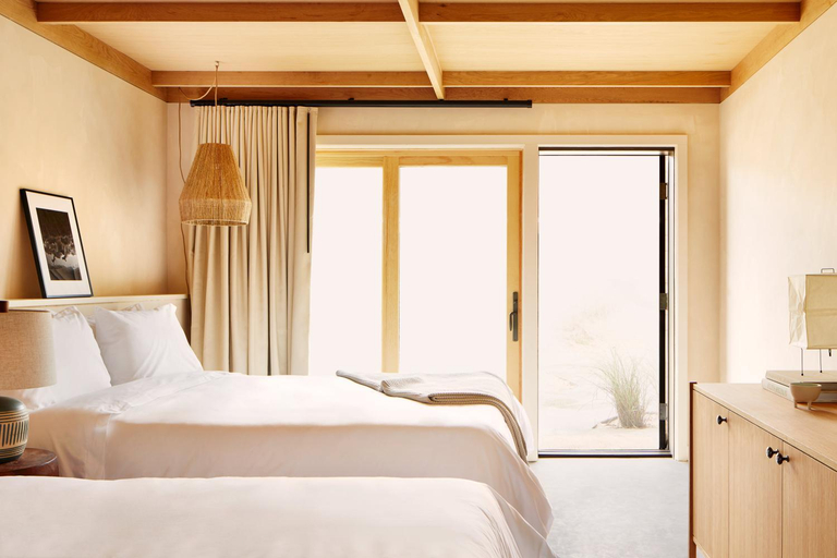 Bedroom 25