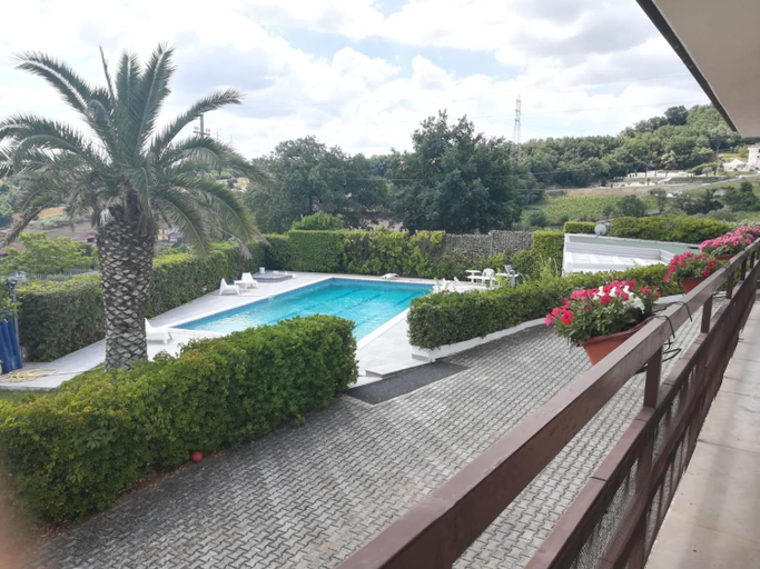 Sport & Beauty 2, Villa Assunta con piscina, Benevento