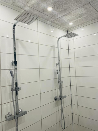 Shower, Private Rooms in center of Billund, Billund
