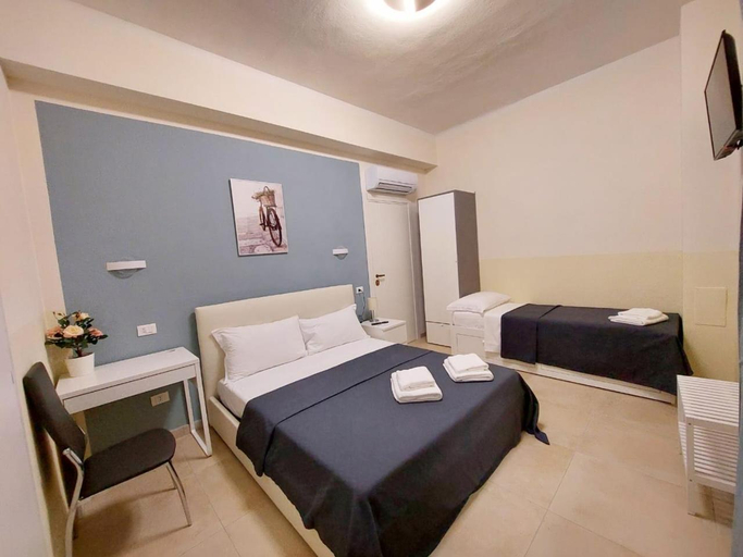 Bedroom 13