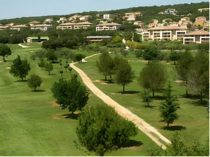 Others 2, Residence Du Golf, Gard