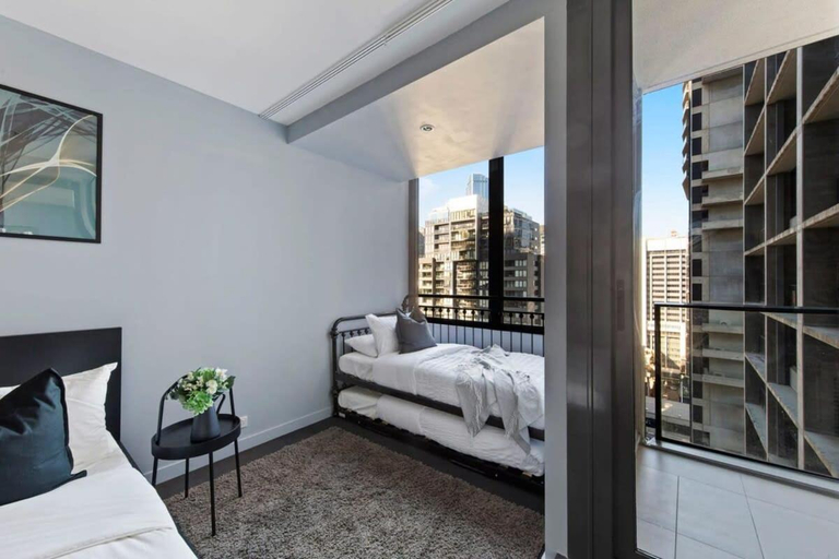 Bedroom 2, A Stylish & Comfy Studio Next to Southern Cross, Melbourne