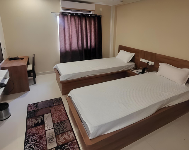 Bedroom 2, Hotel Tamilnadu - Yercaud, Salem