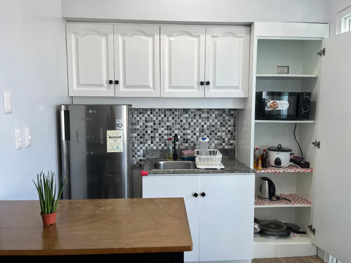Others 5, Studio Getaway in Alabang at Anuva Residences, Parañaque