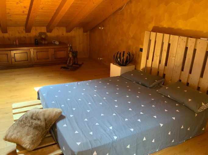 Others 5, Shanice’s House, Treviso