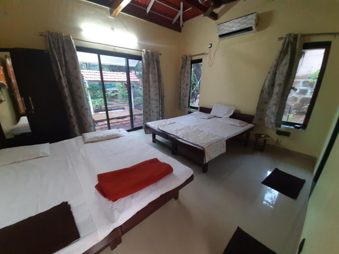 Others 5, Triskelion - Bed and Breakfast, Family home stay by Joshi Brothers, Ratnagiri