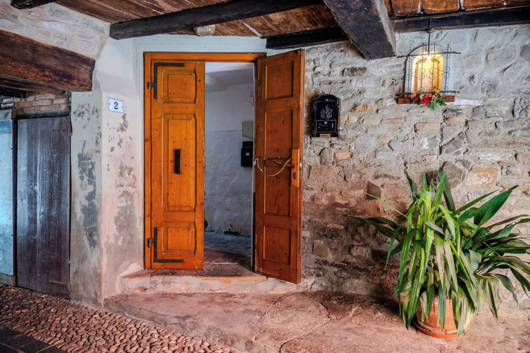 Others 5, Casa Daniele, Bologna