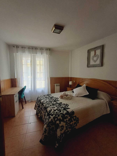 Bedroom 2, hotel apartamentos el coterin, Asturias