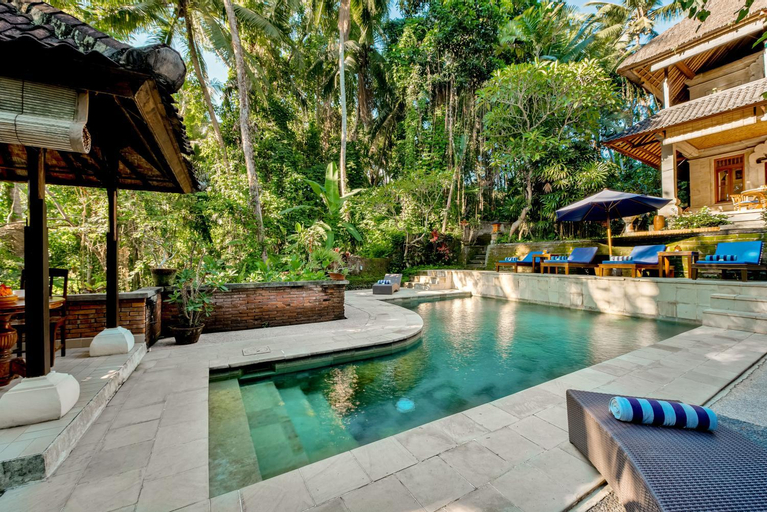 Swimming Pool 2