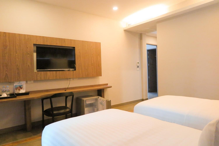 Bedroom 8