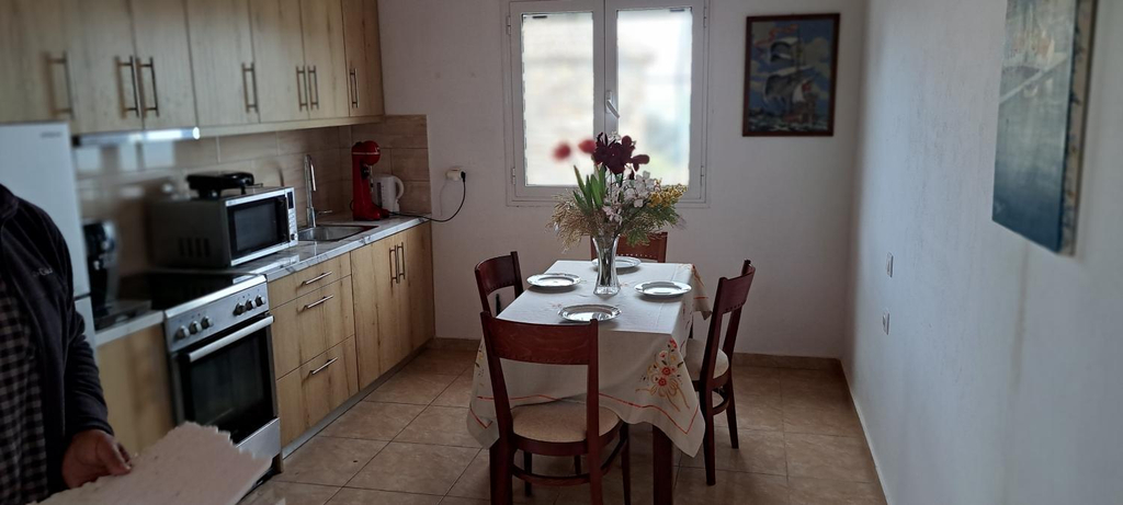 Others 3, Hidden paradise, Ionian Islands