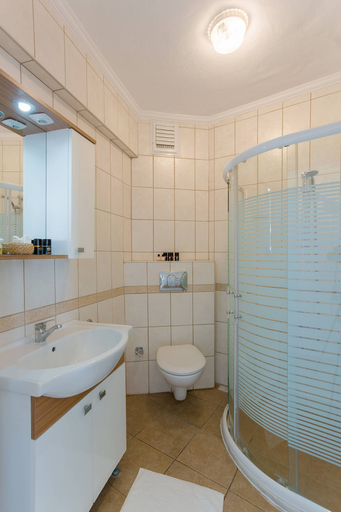 Bathroom 5, Aqua Nina Resort Hotel, Burhaniye