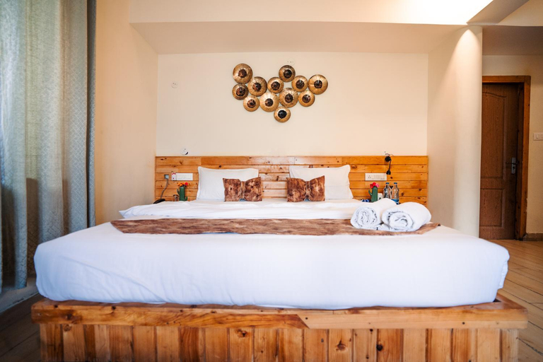 Bedroom 2, Aaryam Resort Auli, Chamoli