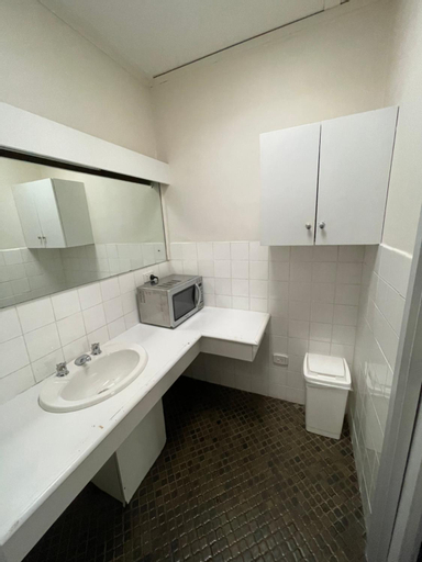 Bathroom 4