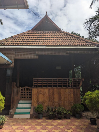 Others 4, K V Wooden Homestay, Thiruvananthapuram