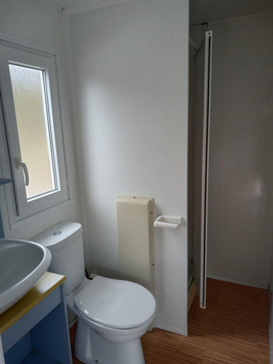 Bathroom, Camping Humawaka, Var