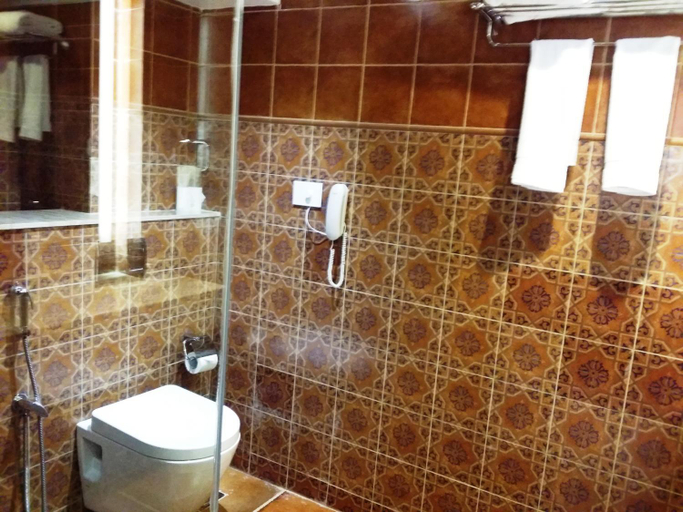 Bathroom 6