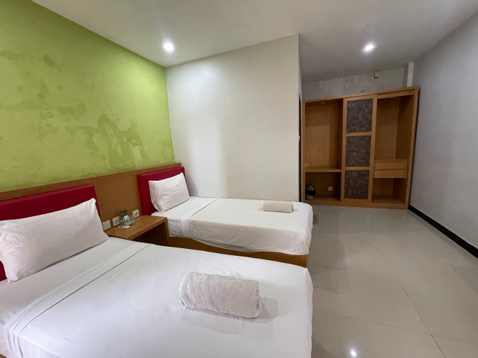 Bedroom 16