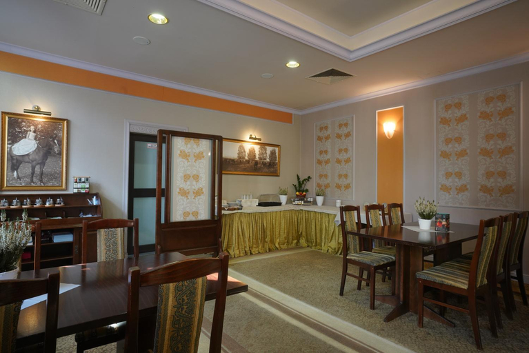 Food & Drinks 3, Hotel Alexandra, Olesno
