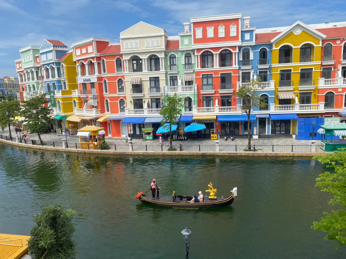 Lucky Phu Quoc Riverside Hotel Grand World, Phú Quốc