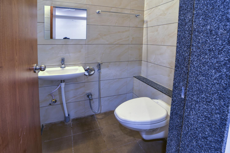 Bathroom 4, Hotel TrushaDham, Kolhapur, Kolhapur