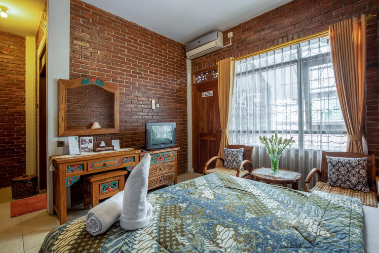 Bedroom 12